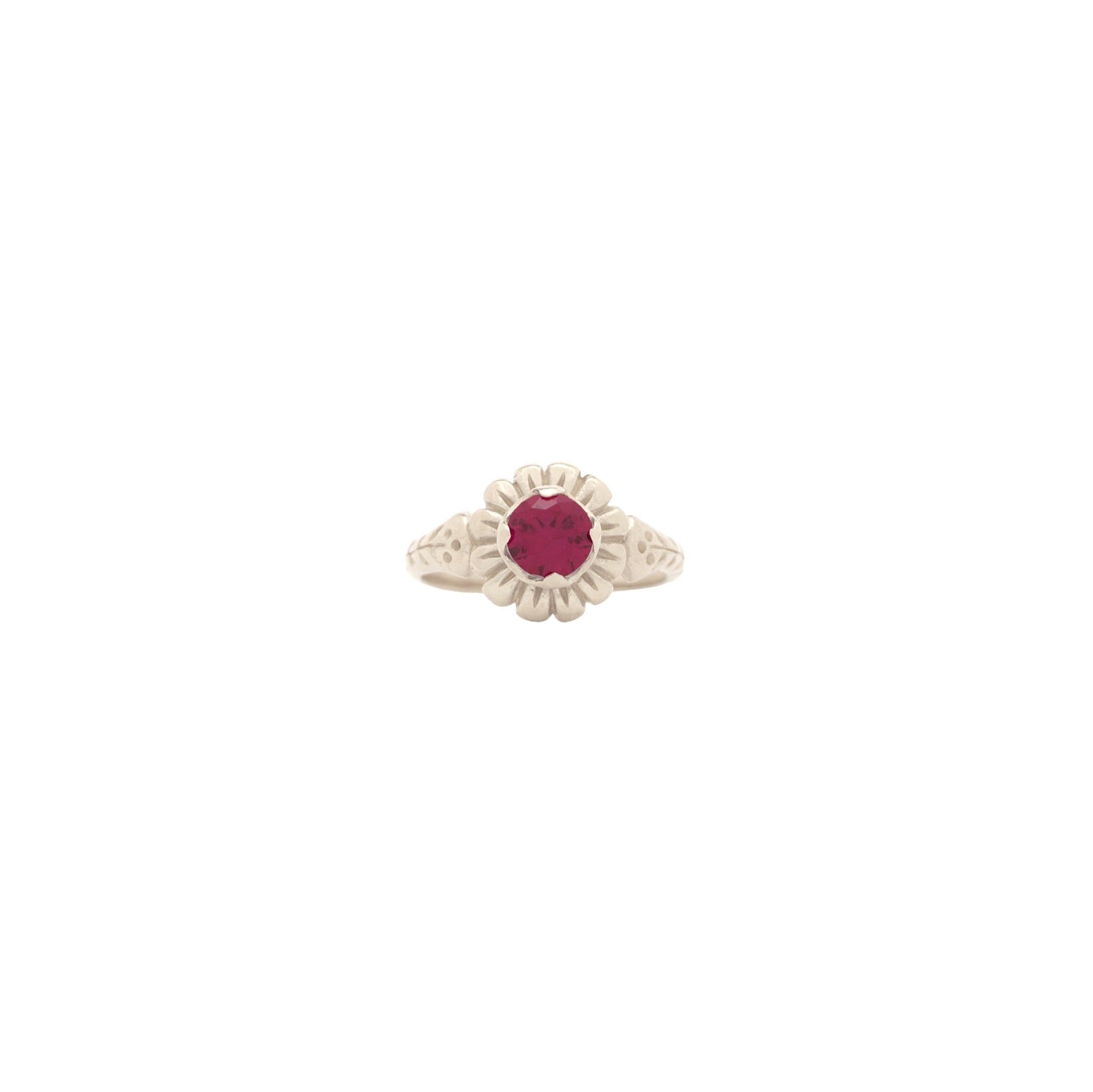 Flower Ring with Gemstone - Hunt Of Hounds