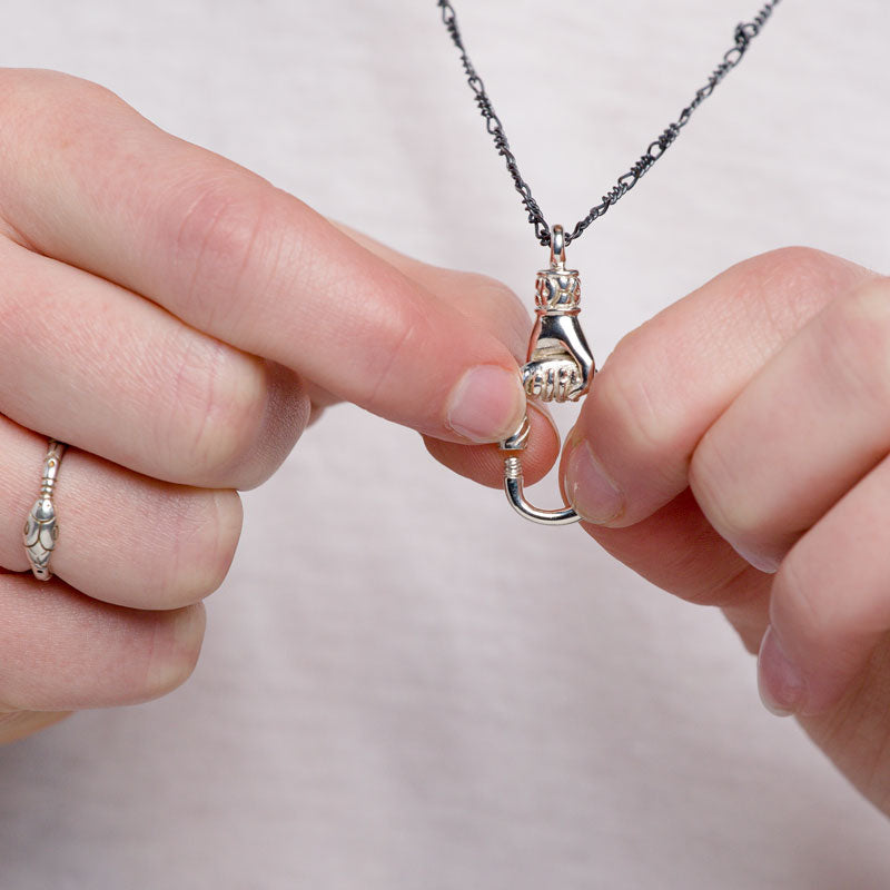 Hand Holder Necklace