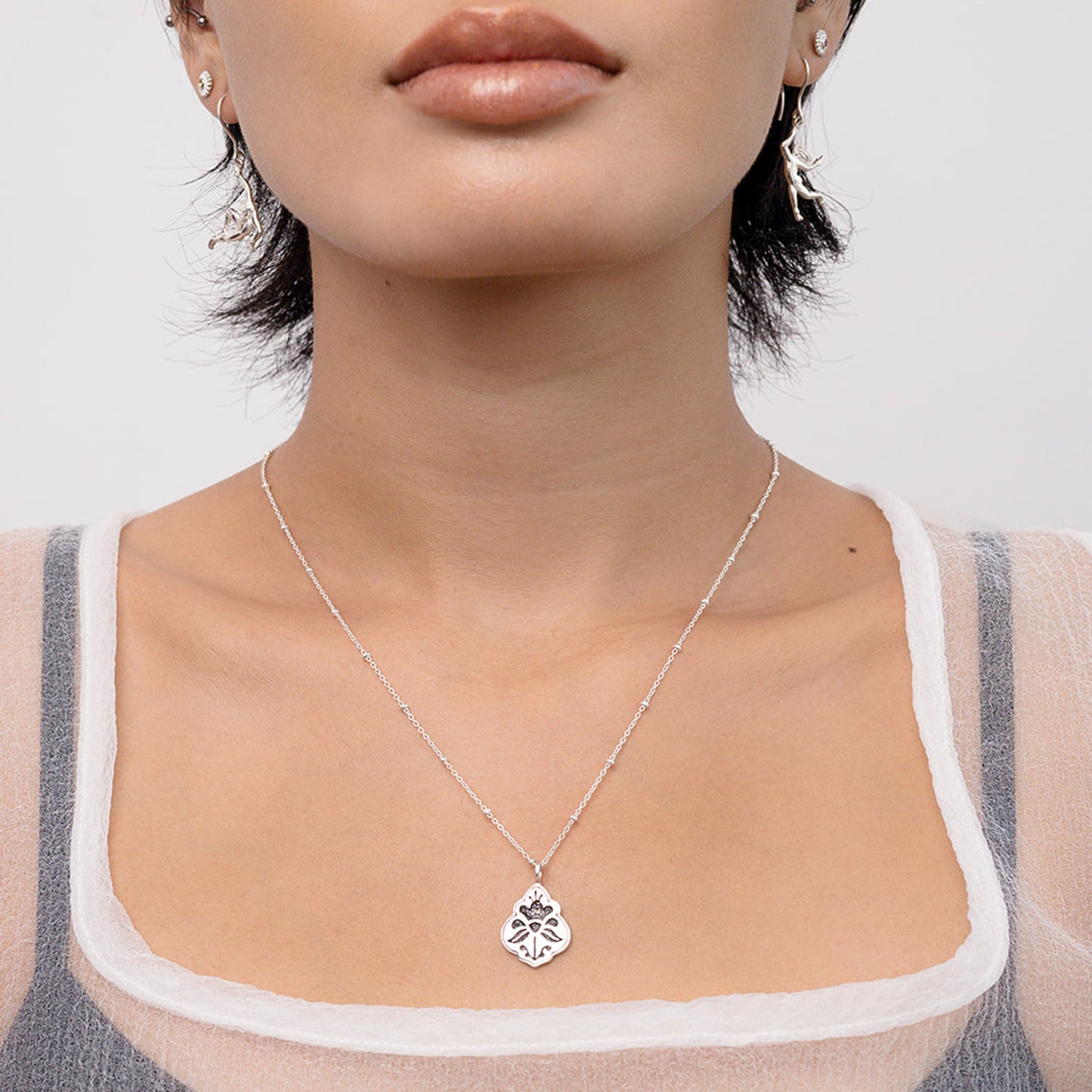 Double Sided Botanical Pendant with Keep Growing text - Hunt Of Hounds